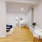 Reduta Lovely شقة براتسيلافا