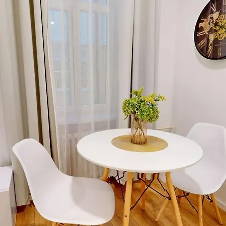 Reduta Lovely Apartamento