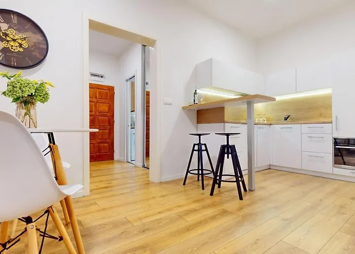 Appartement Reduta Lovely *